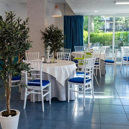 Apollo Hotell 3*