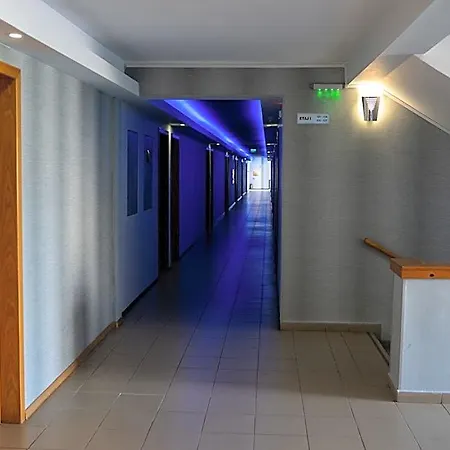 Apollo 3* Mamaia